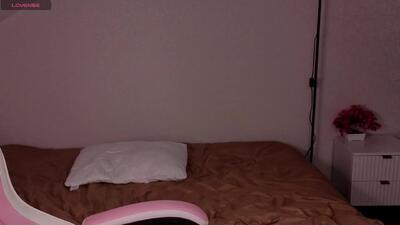 lilly_jhonas