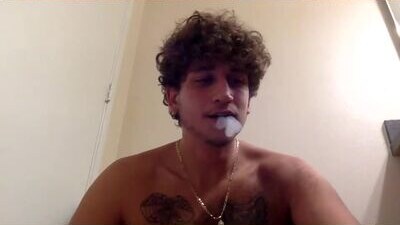 18andmasked public webcam profile photo 10