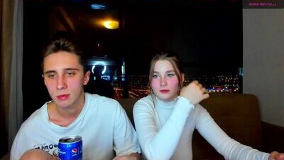 18honeygirl public webcam profile photo 6