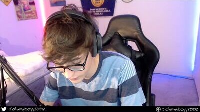 18yrboyhot public webcam profile photo 5