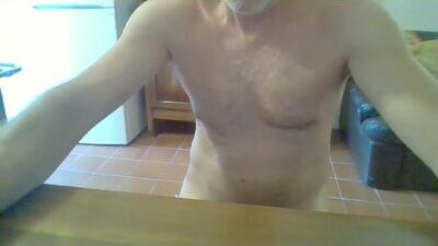 22esserre public webcam profile photo 10