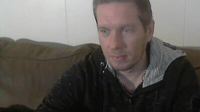 2small4you83 public webcam profile photo 4