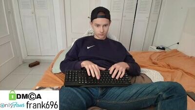 696frank public webcam profile photo 4