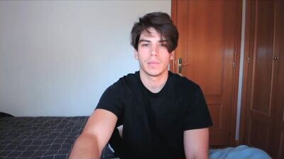 _aesthetic public webcam profile photo 3