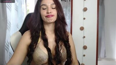 _alana_smile1_ public webcam profile photo 3