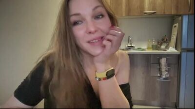 _alisssasqrl_ public webcam profile photo 3