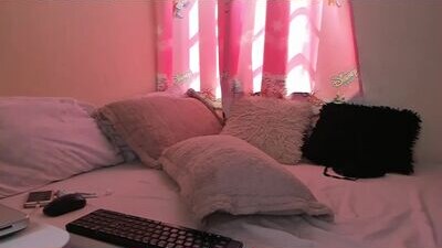 _ariah public webcam profile photo 6
