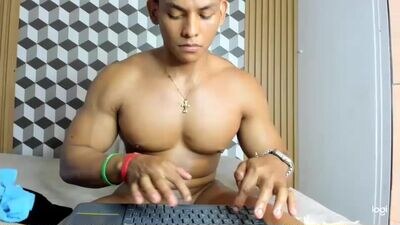 _bestmusclelover_ public webcam profile photo 2