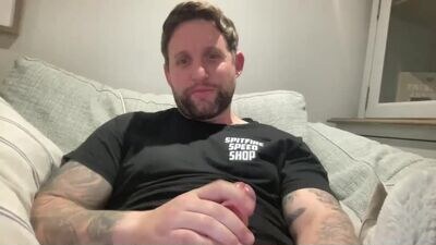 _british_hung_ public webcam profile photo 3