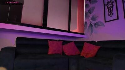 _chaarliee_ public webcam profile photo 3