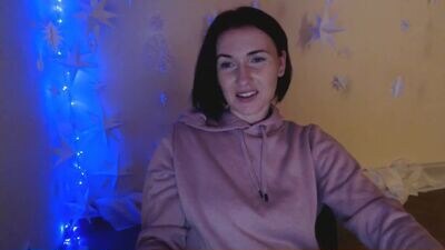 _cutie_and_shy_ public webcam profile photo 4