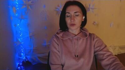 _cutie_and_shy_ public webcam profile photo 8