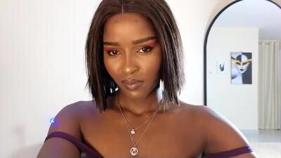 _elenalove_ public webcam profile photo 3