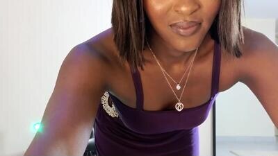 _elenalove_ public webcam profile photo 4