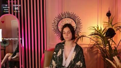_emi_mi_ public webcam profile photo 3