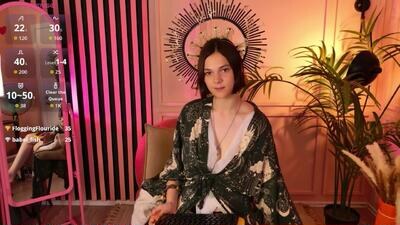 _emi_mi_ public webcam profile photo 4