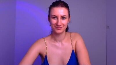 _emma_lay