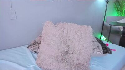 _khloee_ public webcam profile photo 7