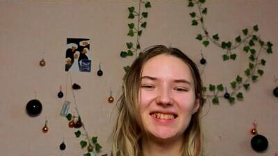 _kikiclark_ public webcam profile photo 10