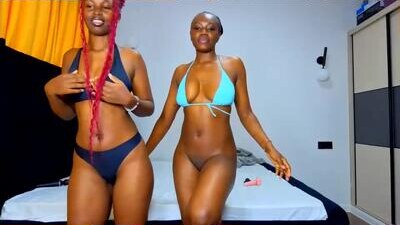 _latoyah public webcam profile photo 6
