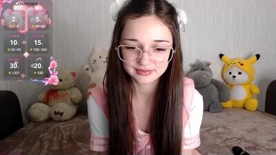 _litle_viola public webcam profile photo 2