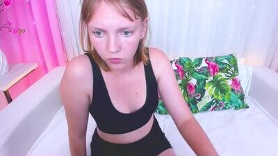 _liz_zi_ public webcam profile photo 3