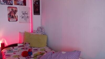 _lucyx__ public webcam profile photo 8