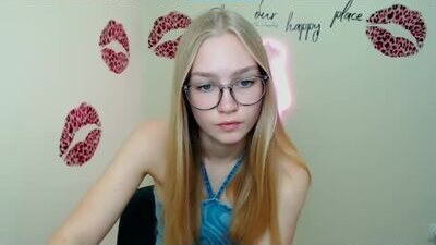 _mademoiselle_e public webcam profile photo 6