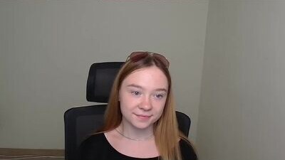 _margoqueen_ public webcam profile photo 7