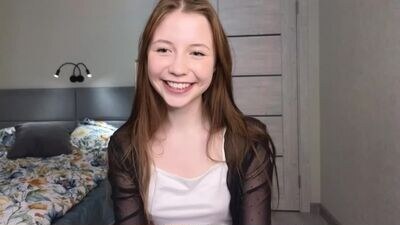 _marydel_ public webcam profile photo 2