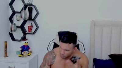 _matthew_santos_ public webcam profile photo 3