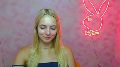 _mila_la_ public webcam profile photo 6