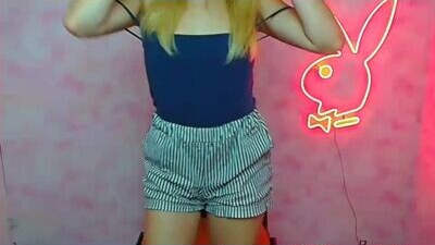 _mila_la_ public webcam profile photo 8