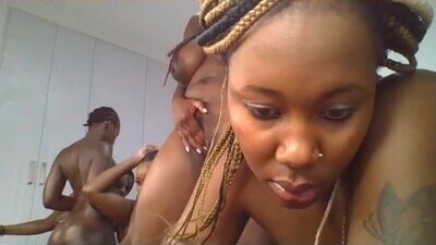 _nelly_ public webcam profile photo 9
