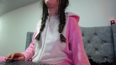 _pariiss public webcam profile photo 2