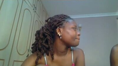 _queen_sassy1 public webcam profile photo 5