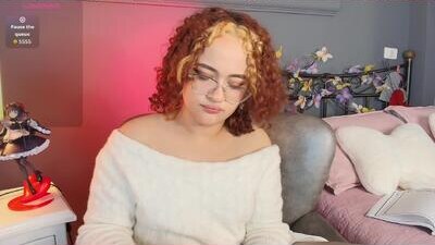 _sarahrose public webcam profile photo 8