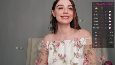 _snowcherry_ public webcam profile photo 2