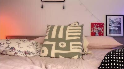 _swaa public webcam profile photo 4