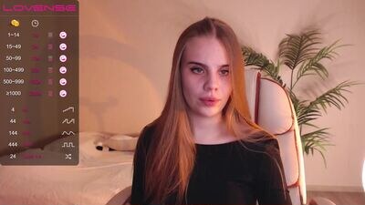 _wednesday_addams_ public webcam profile photo 4