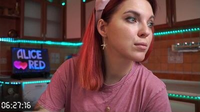 a1ice_red public webcam profile photo 3