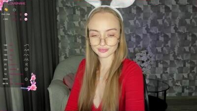 a_delina public webcam profile photo 9