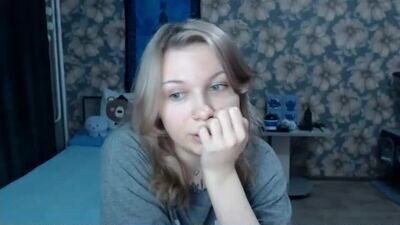 aalicebubble public webcam profile photo 4