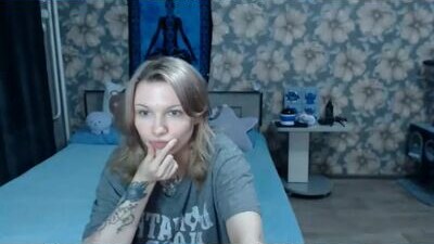 aalicebubble public webcam profile photo 9
