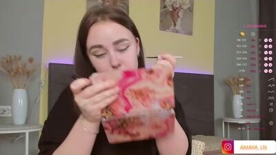 aamaya_ public webcam profile photo 5