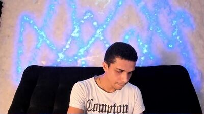 aaronbarden public webcam profile photo 2