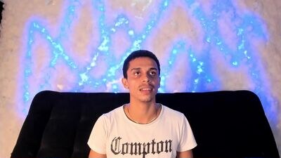aaronbarden public webcam profile photo 3