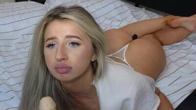 aasshley public webcam profile photo 9