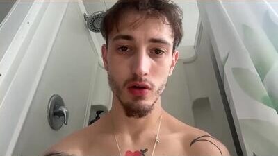 aazdaan public webcam profile photo 8