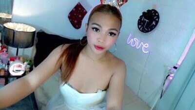 abby_luxpinay public webcam profile photo 7